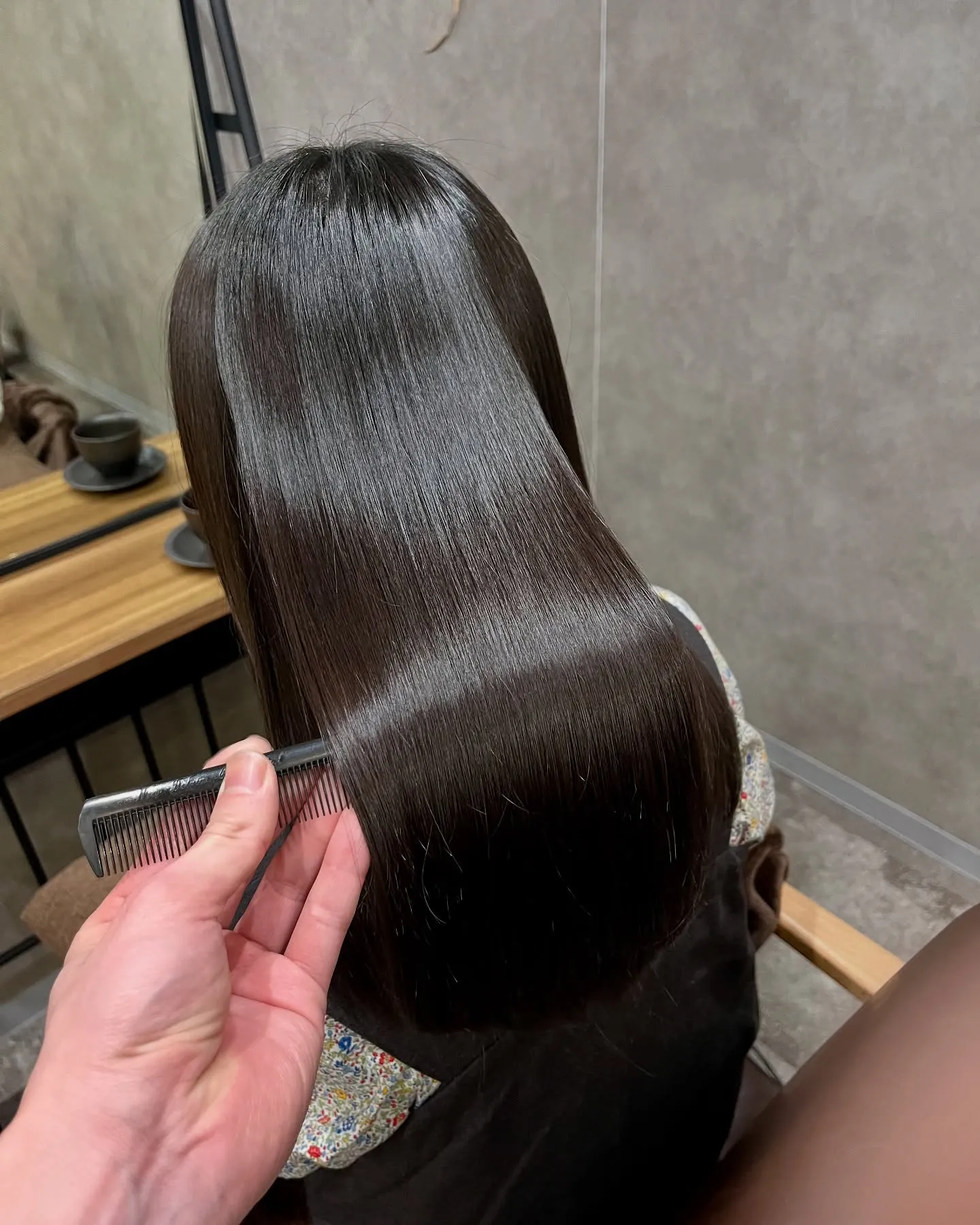 美髪矯正で憧れのツヤ髪に☺︎