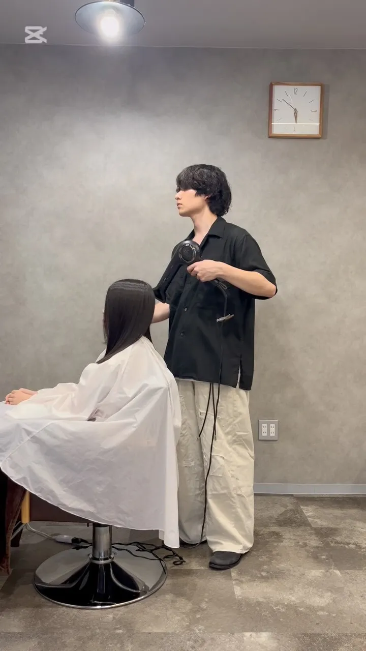 美髪矯正で憧れこツヤ髪に☺︎